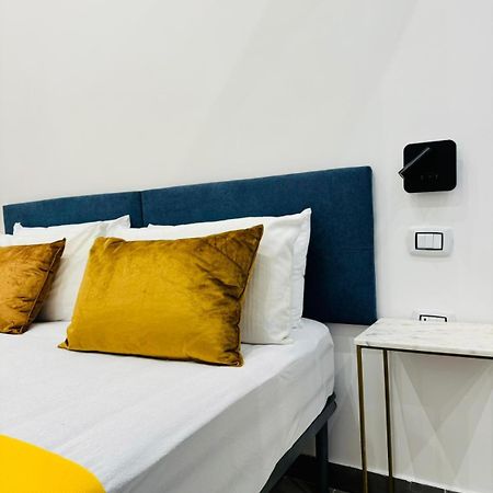 Art Suite San Liborio เนเปิลส์ ภายนอก รูปภาพ