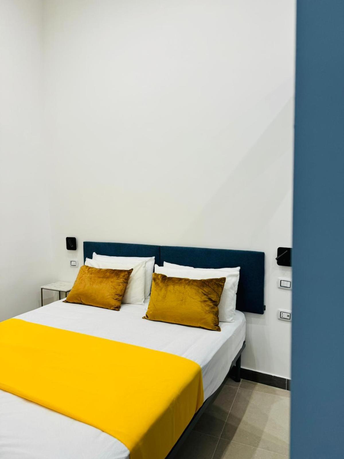 Art Suite San Liborio เนเปิลส์ ภายนอก รูปภาพ