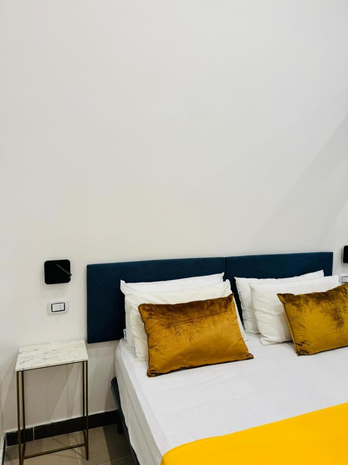 Art Suite San Liborio เนเปิลส์ ภายนอก รูปภาพ