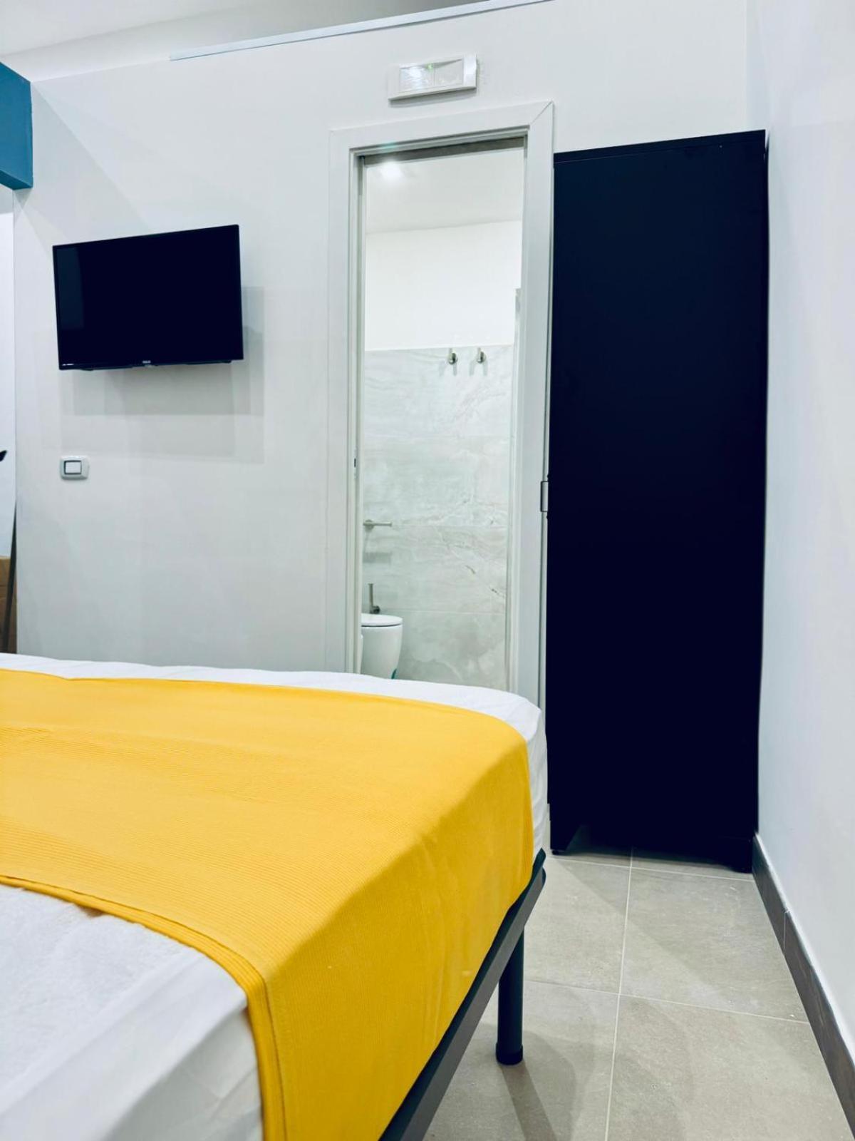 Art Suite San Liborio เนเปิลส์ ภายนอก รูปภาพ